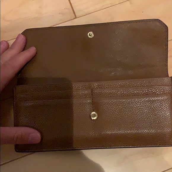 Michael Kors Wallet - Picture 2 of 3